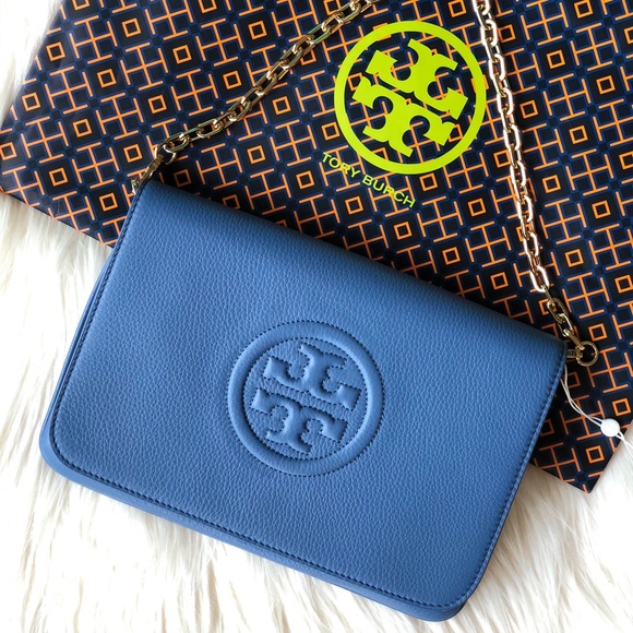 Tory Burch Handbags - ✨NEW TORY BURCH✨ CONVERTIBLE SHOULDER/CLUTCH BAG